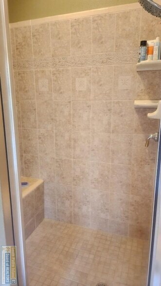 Building Photo - 15 Cypress Point Dr