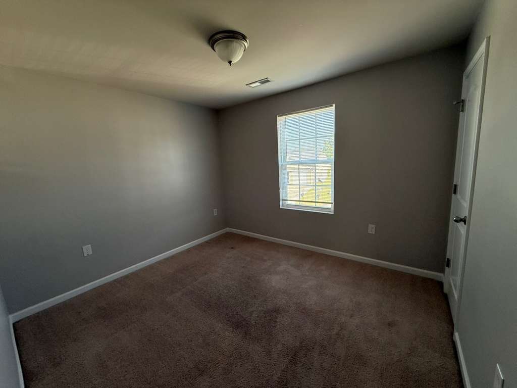 Building Photo - 717 Trap Shooter Cir