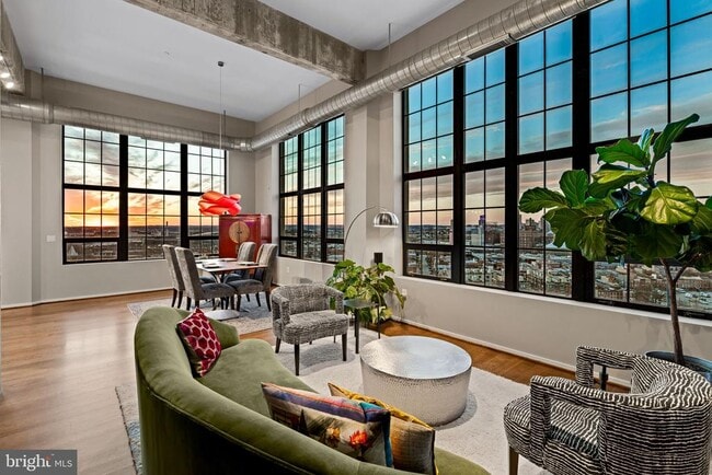 Building Photo - 1200 Steuart St