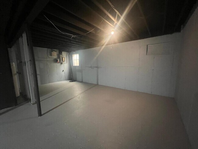 Building Photo - 1333 Court O