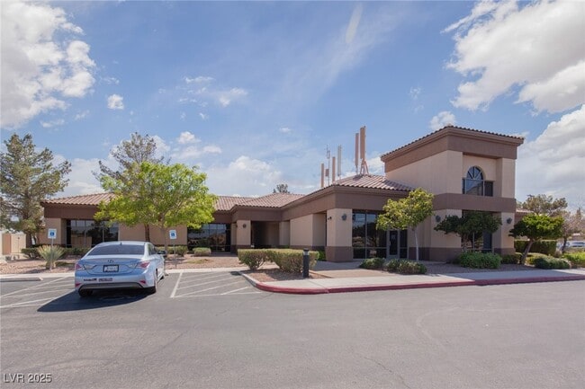 Building Photo - 2432 Palmridge Dr