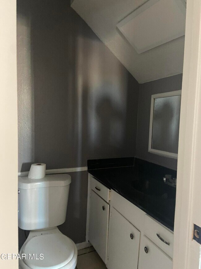 Building Photo - 10523 Gran Cima Ln