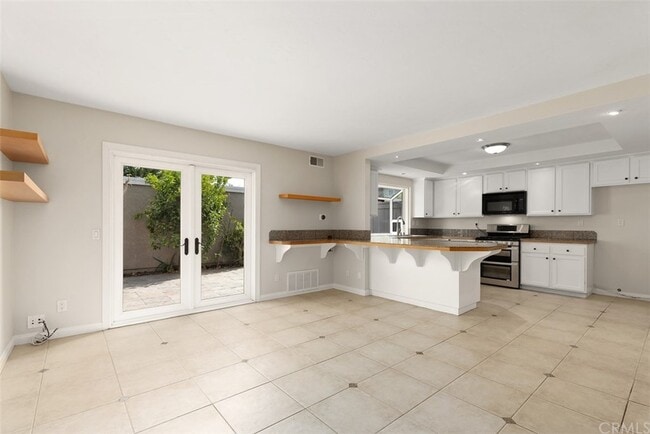 Building Photo - 42 Atherton-