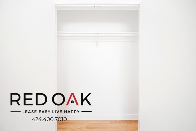 Building Photo - 7395 Emily Ln