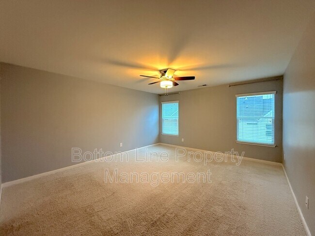 Building Photo - 13450 Savannah Point Dr