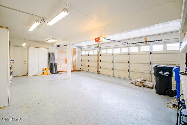 Building Photo - 2111 Peak Pl