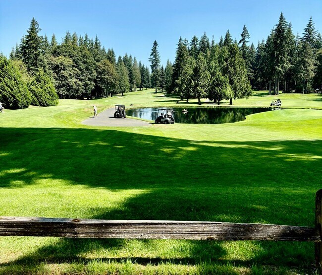 Building Photo - 3 Bed / 3 bath Sahalee single family home ...