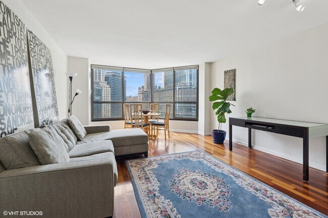 Building Photo - 405 N Wabash Ave