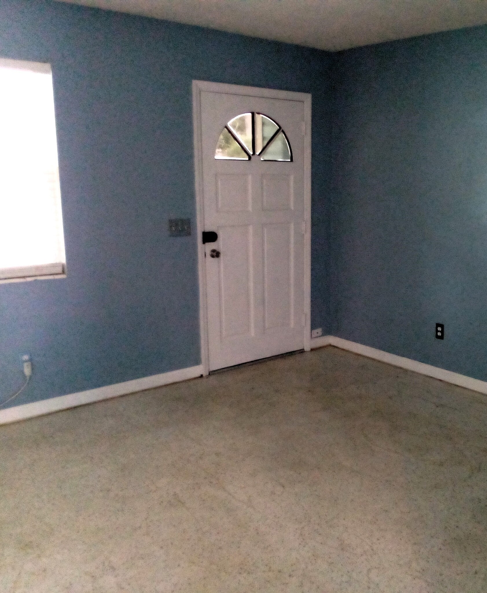 Building Photo - 3695 Dale Ct