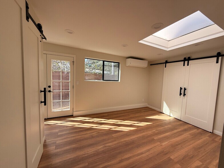 Building Photo - 4290 Dean Dr