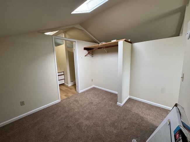 Building Photo - 1590 Solomon Rd