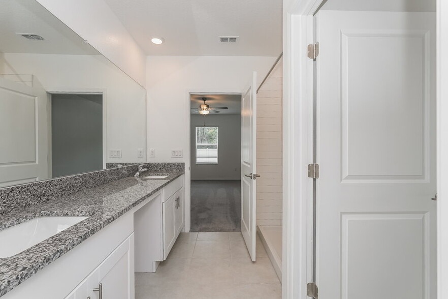 Building Photo - 17954 Blissful Stars Dr