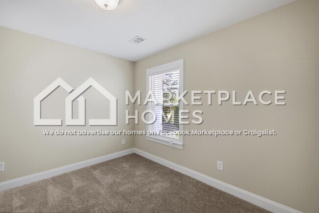Building Photo - 2219 Perrins Ln