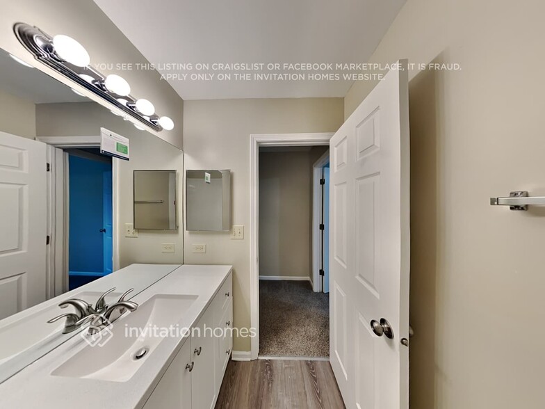 Building Photo - 688 Packard Dr