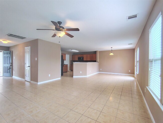 Building Photo - 1206 Larks Trace Ln
