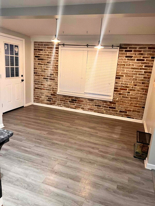 Building Photo - 118 N Madison Rd