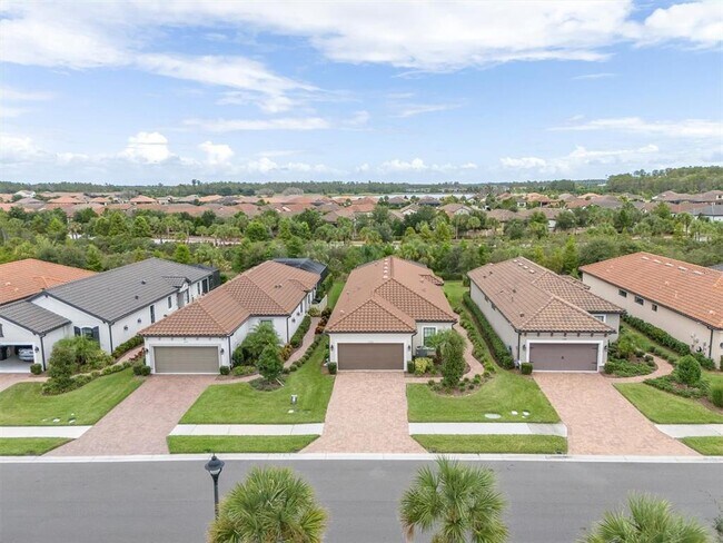 Building Photo - 3282 Francoa Dr