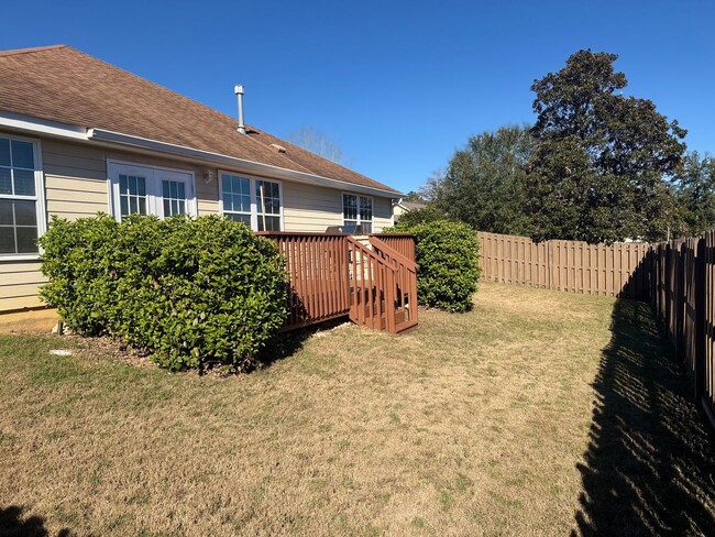 Building Photo - Beautiful Single Family Home In Buck Lake ...