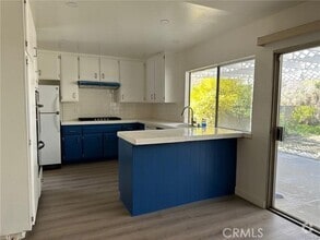 Building Photo - 600 Marek Dr