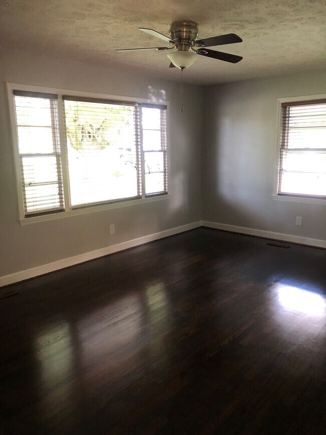 Building Photo - 113 Dearborn St