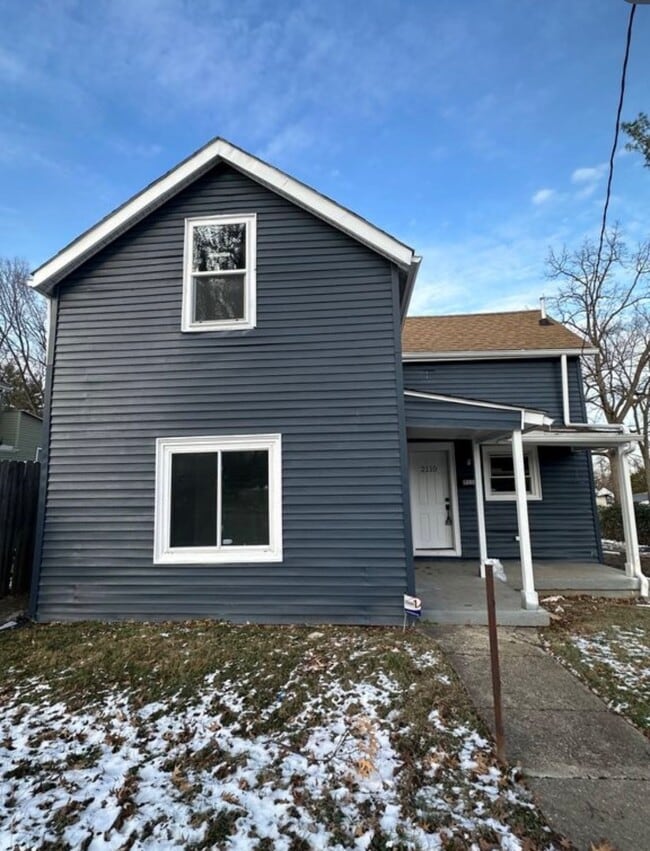 Building Photo - 2110 Mckinley Ave