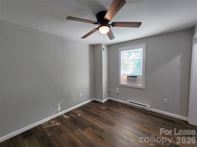 Building Photo - 161 Cannon Ave NW