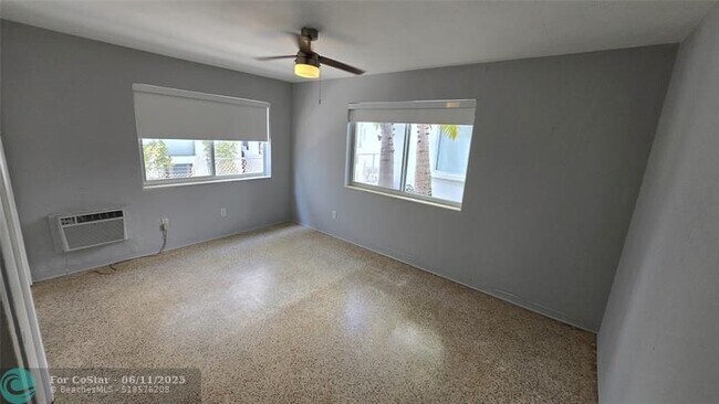 Building Photo - 7725 Harding Ave