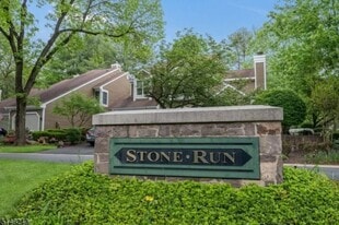 Building Photo - 2 Stone Run Rd