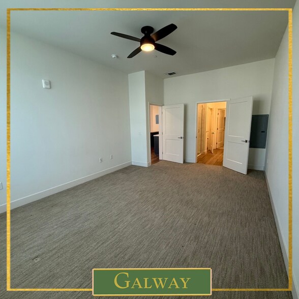 Building Photo - 3578 Rambla Pl