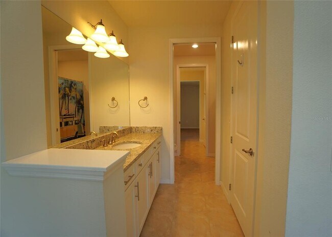 Building Photo - 18824 Birchwood Groves Dr