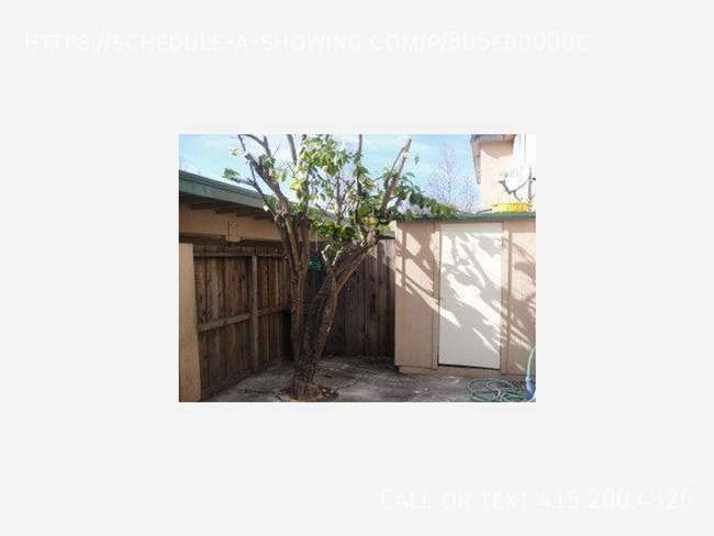 Building Photo - 292 Grecia Ct