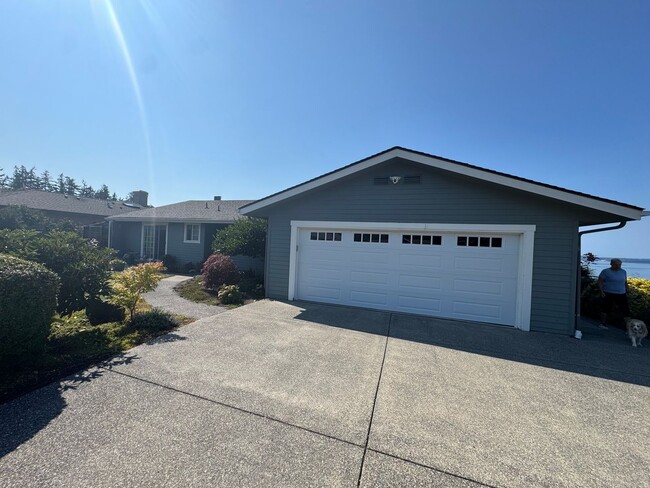 Primary Photo - Furnished, Short-Term 4-6 mo. Camano Islan...