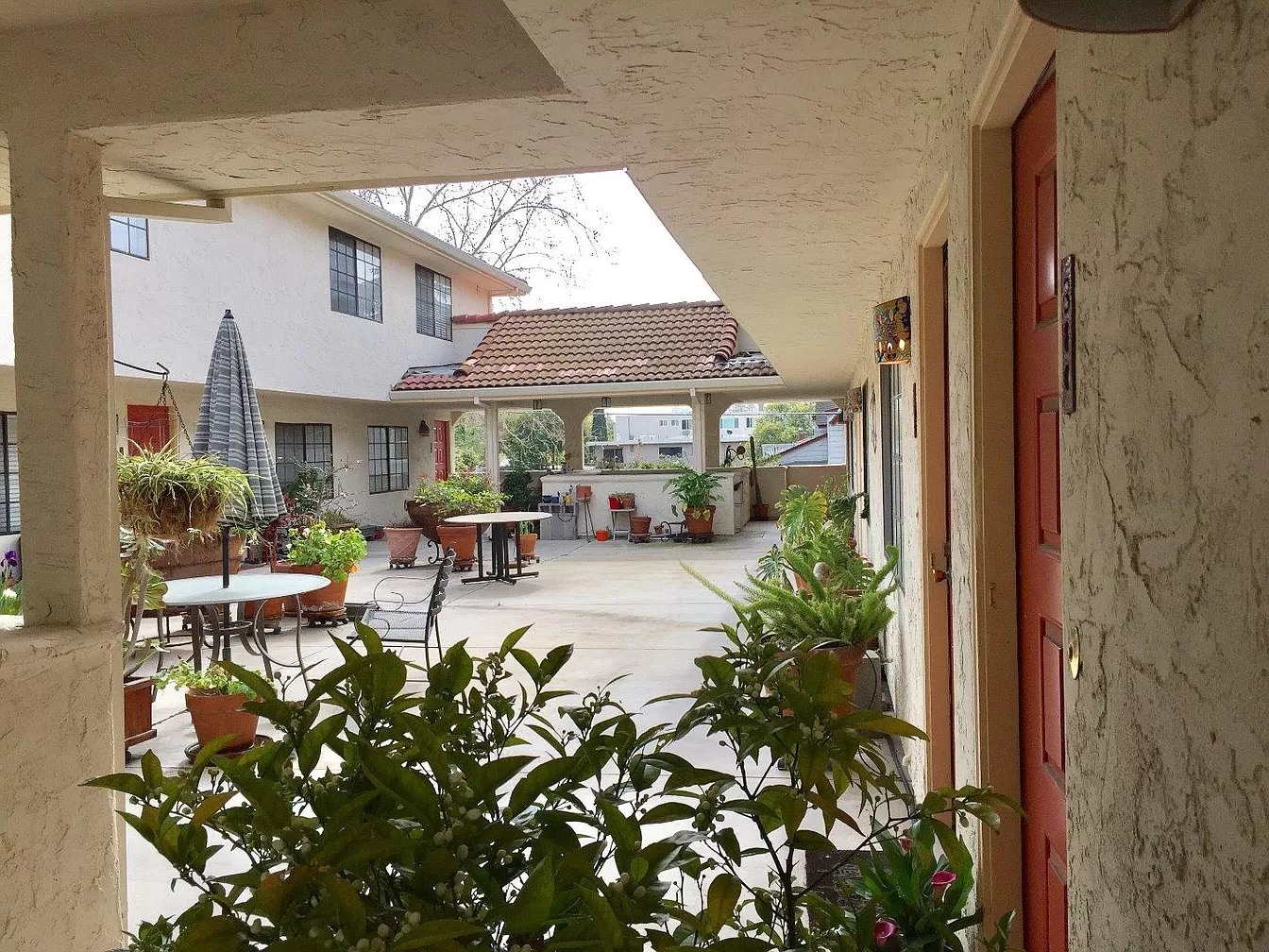 Courtyard - 396 S 11th St