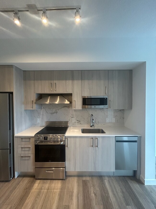 Building Photo - 418 NW 8th St