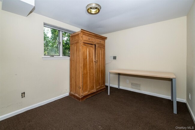 Building Photo - 177 Puritan Dr
