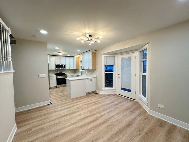 Building Photo - 1711 Whispering Oaks Dr