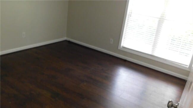 Building Photo - 1562 Langdon Park Dr