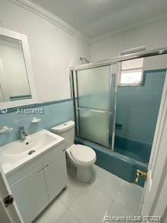 Building Photo - 1120 SW 3rd Ave