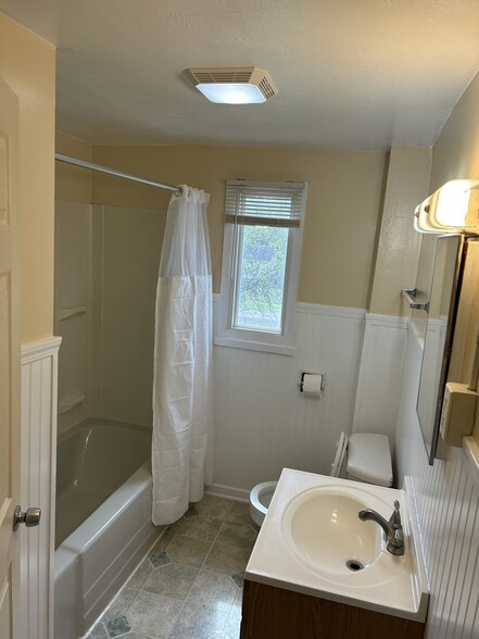 Bathroom - 115 Wilson Ave