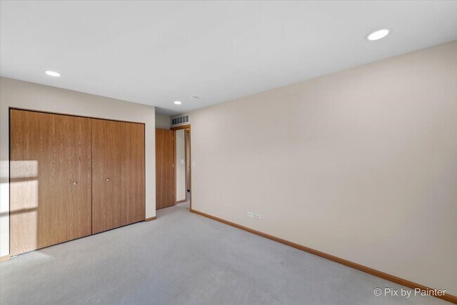 Building Photo - 1065 Port Royal Rd