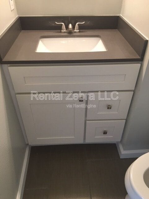 Building Photo - 909 Breton Dr