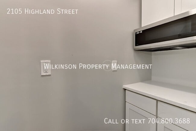 Building Photo - 2105 Highland St