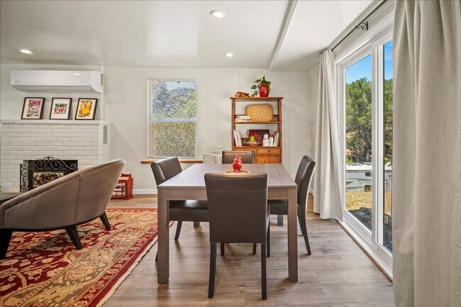 Building Photo - 273 W Carmel Valley Rd