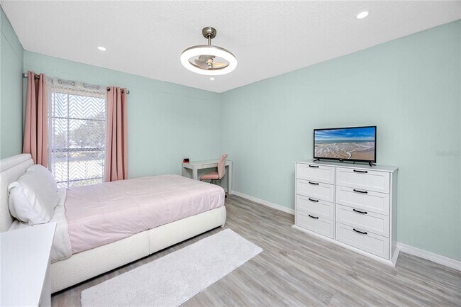 Building Photo - 607 Haven Pl