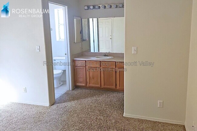 Building Photo - 7060 E Burro Ln