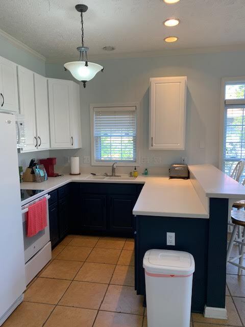 Building Photo - 114 S Yaupon Dr