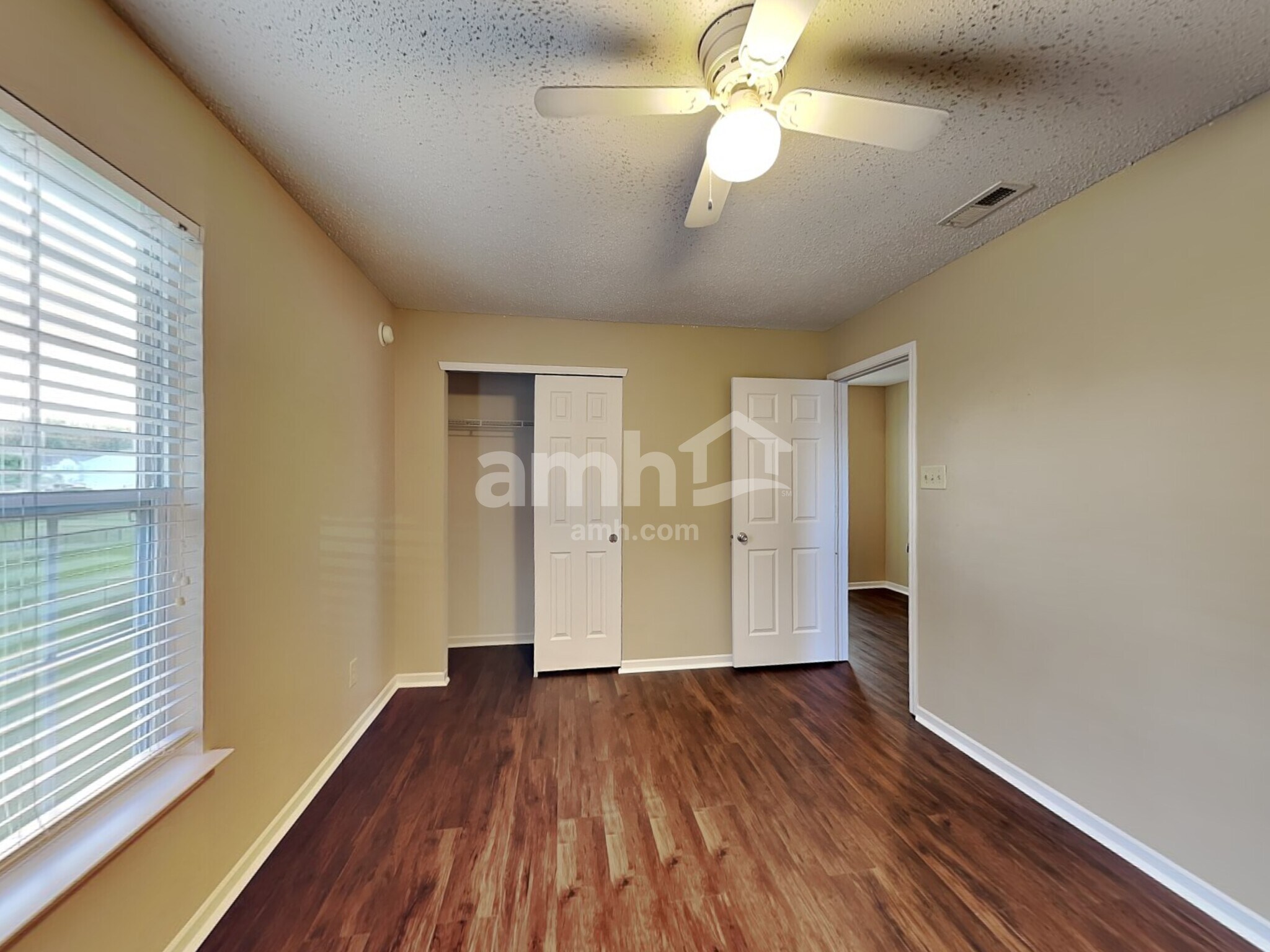 Building Photo - 10621 Inspiration Dr