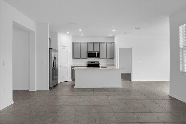 Building Photo - 1406 Brentwood Dr
