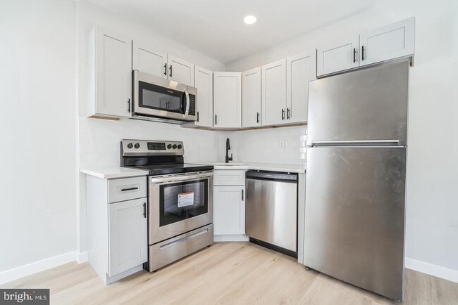Building Photo - 520 N 19th St