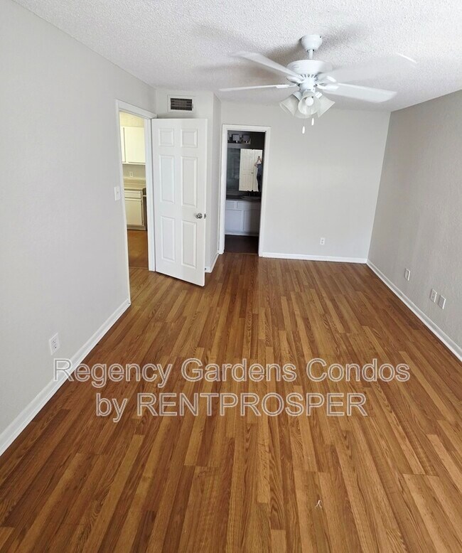 Building Photo - 4225 Thornbriar Ln